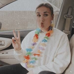 Meet your Posher, Tori